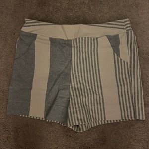 Liz Alig linen shorts size L